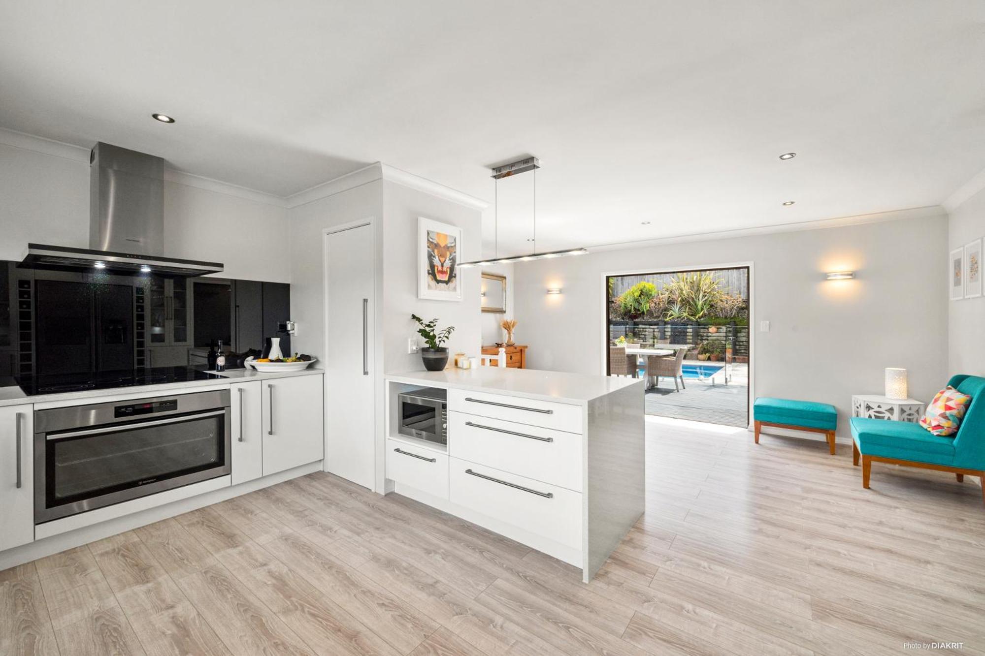 Villa With Pool In Browns Bay Auckland Bagian luar foto